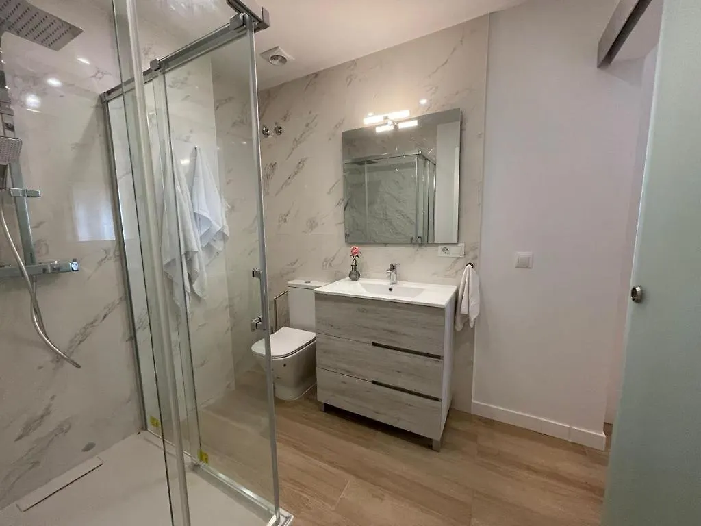 아파트 Apartamentos Bluebelle Fuentenueva 마르베야